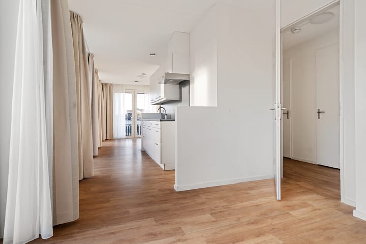 Photo 14 of Operaplein 267