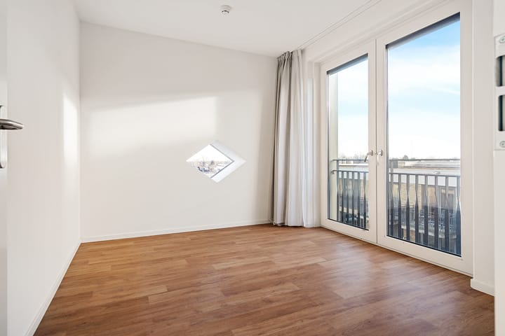 Photo 16 of Operaplein 267