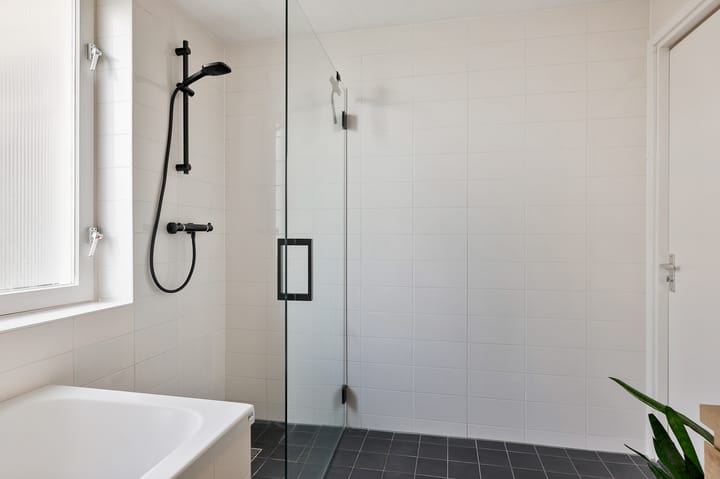 Photo 19 of Hoofdweg 96-2