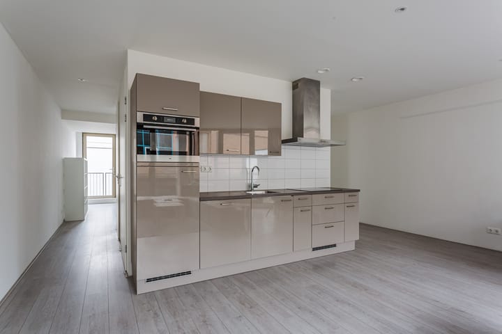 Photo 17 of Markt 17-K