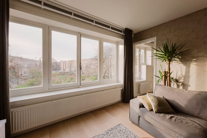 Foto 8 van Afrikanerplein 15-2