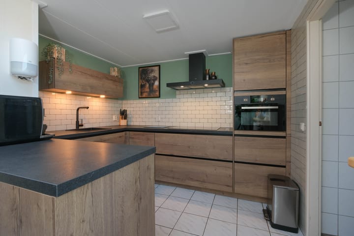 Photo 3 of Iepenstraat 37