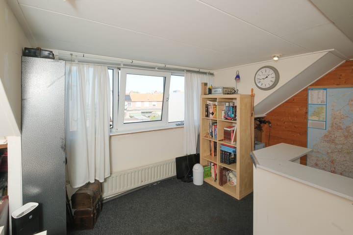 Foto 25 van Iepenstraat 37