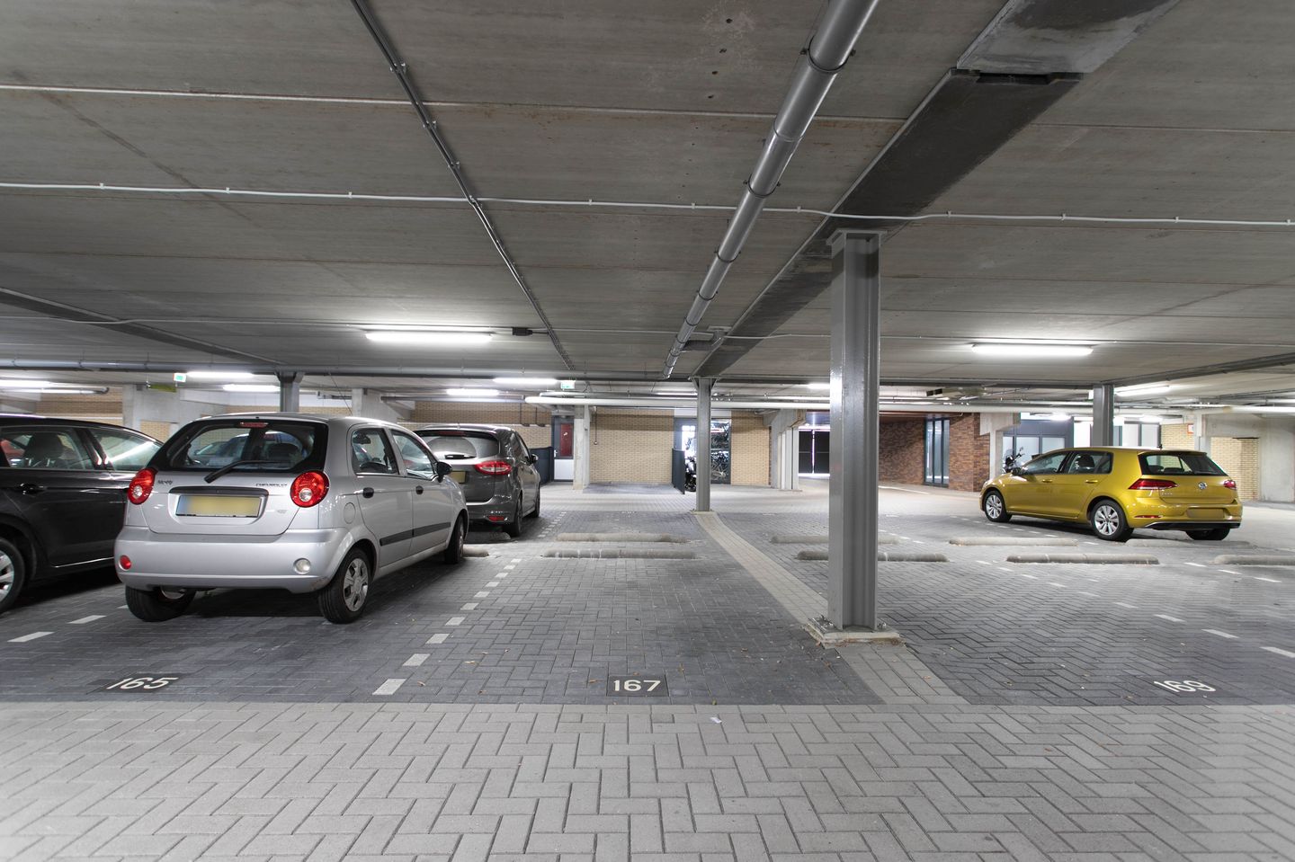 Foto 29 van Miles Davisstraat 167