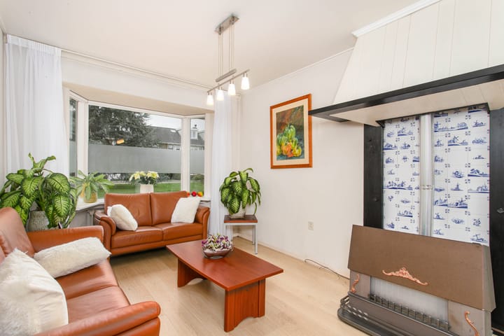 Photo 4 of Julianaweg 283