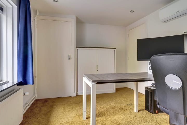 Photo 27 of Willemsstraat 59