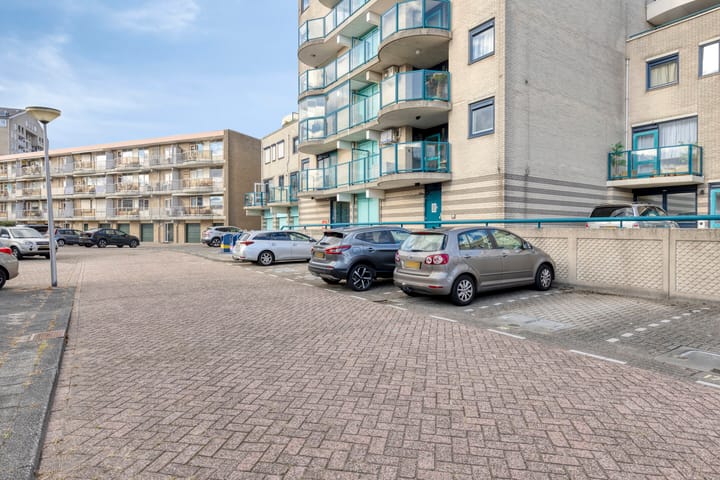 Foto 28 van Maasboulevard 48-J