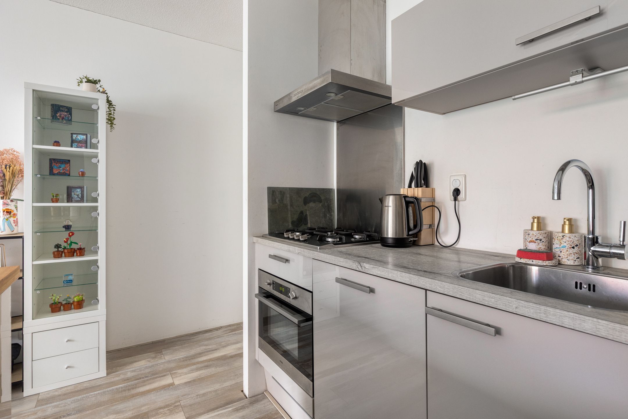 Photo 9 of Vurehout 405