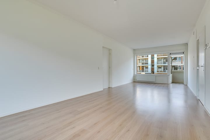 Photo 2 of Marshalllaan 296