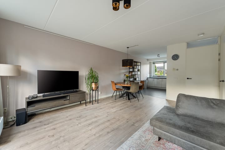 Foto 19 van Mathilde Wibautsingel 13