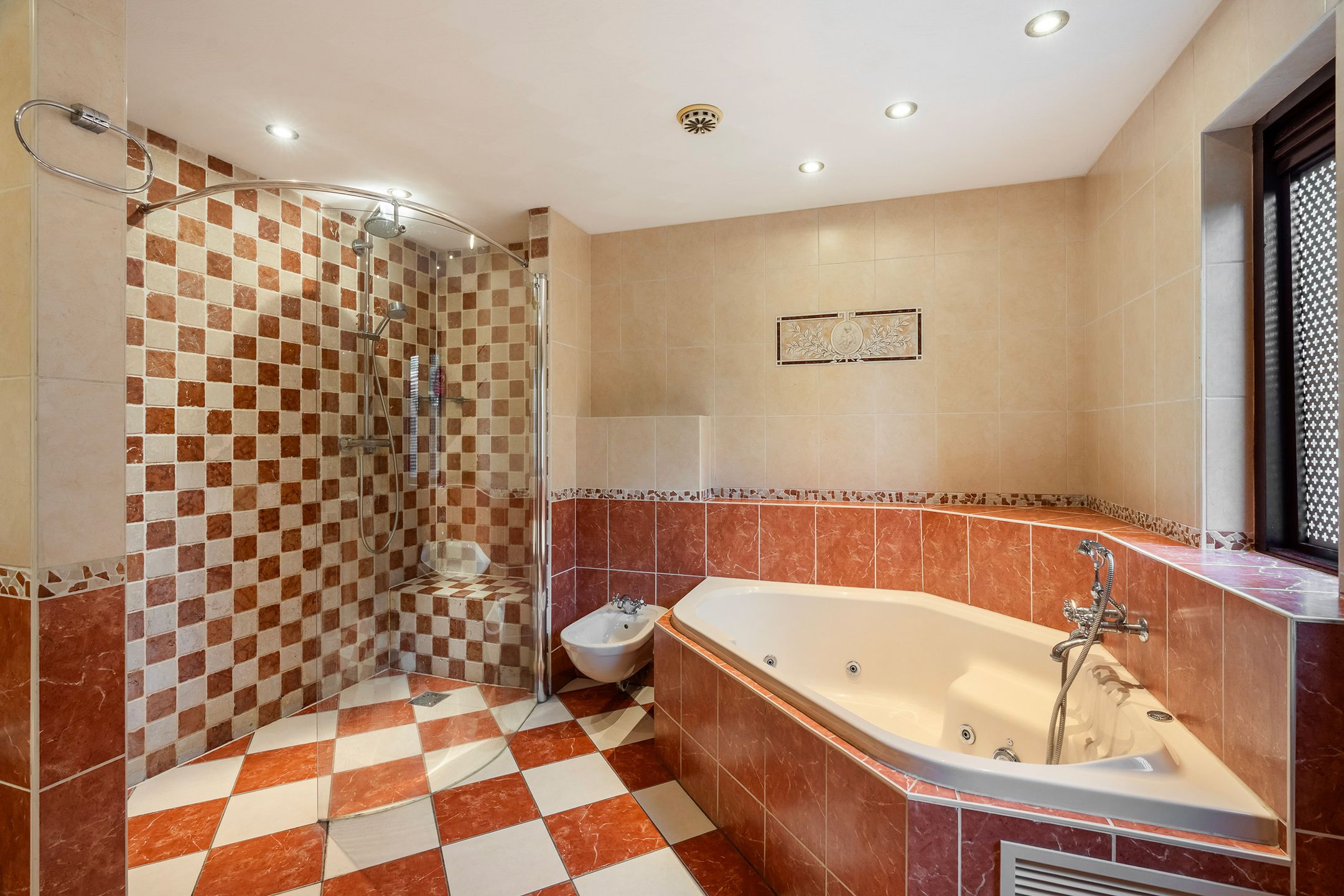 Photo 33 of Havendam 13-B