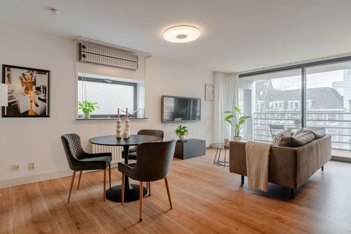 Foto 4 van Valkenburgerstraat 141