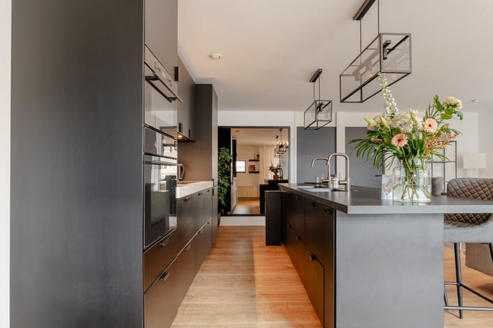 Foto 12 van Valkenburgerstraat 141