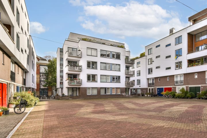 Foto 26 van Valkenburgerstraat 141