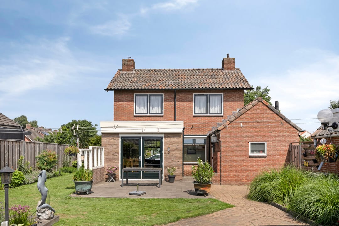 Foto 2 van Meidoornplein 13