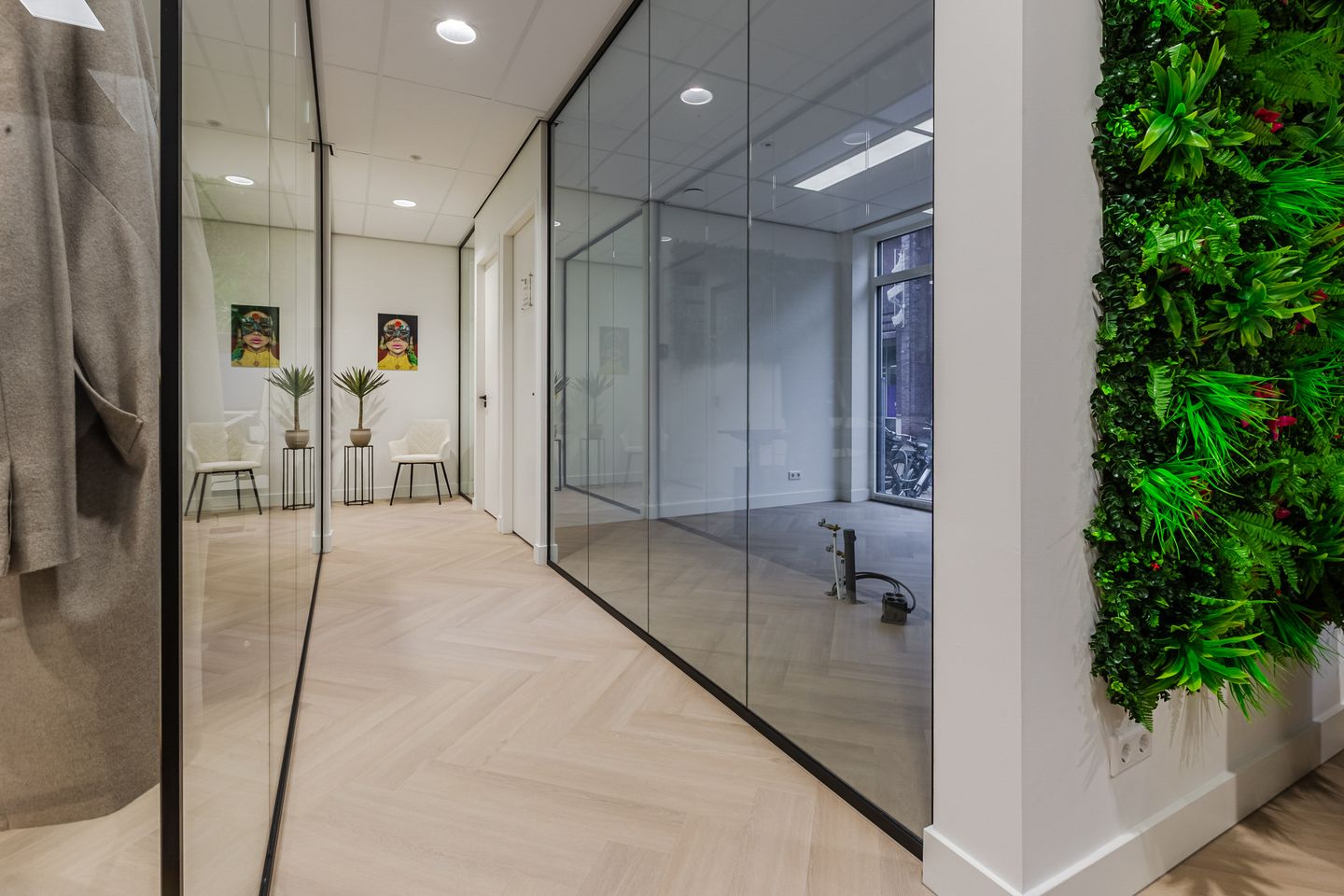 Bekijk foto 5 van Hoofdweg 1197