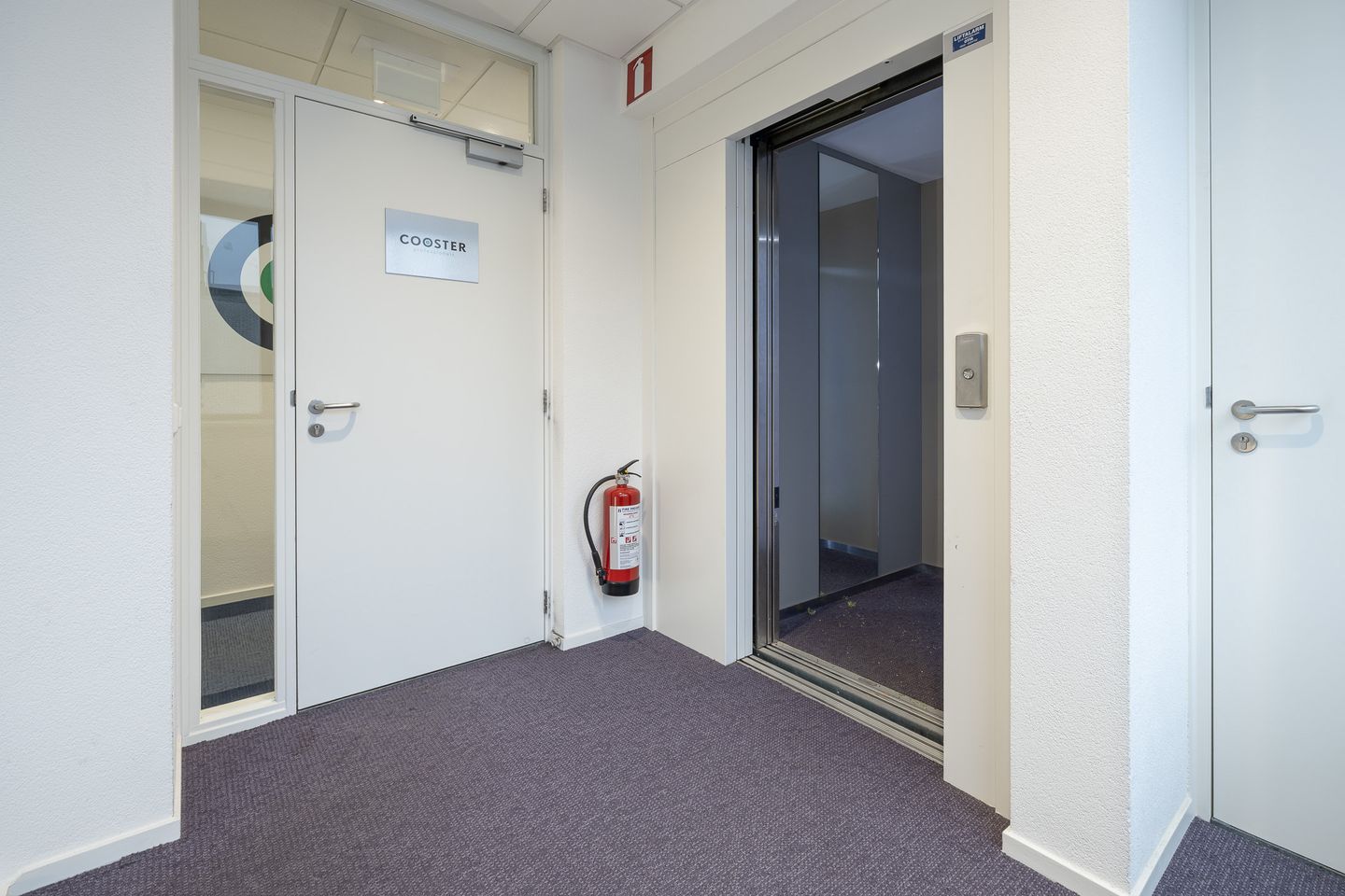 Bekijk foto 3 van Veemweg 9