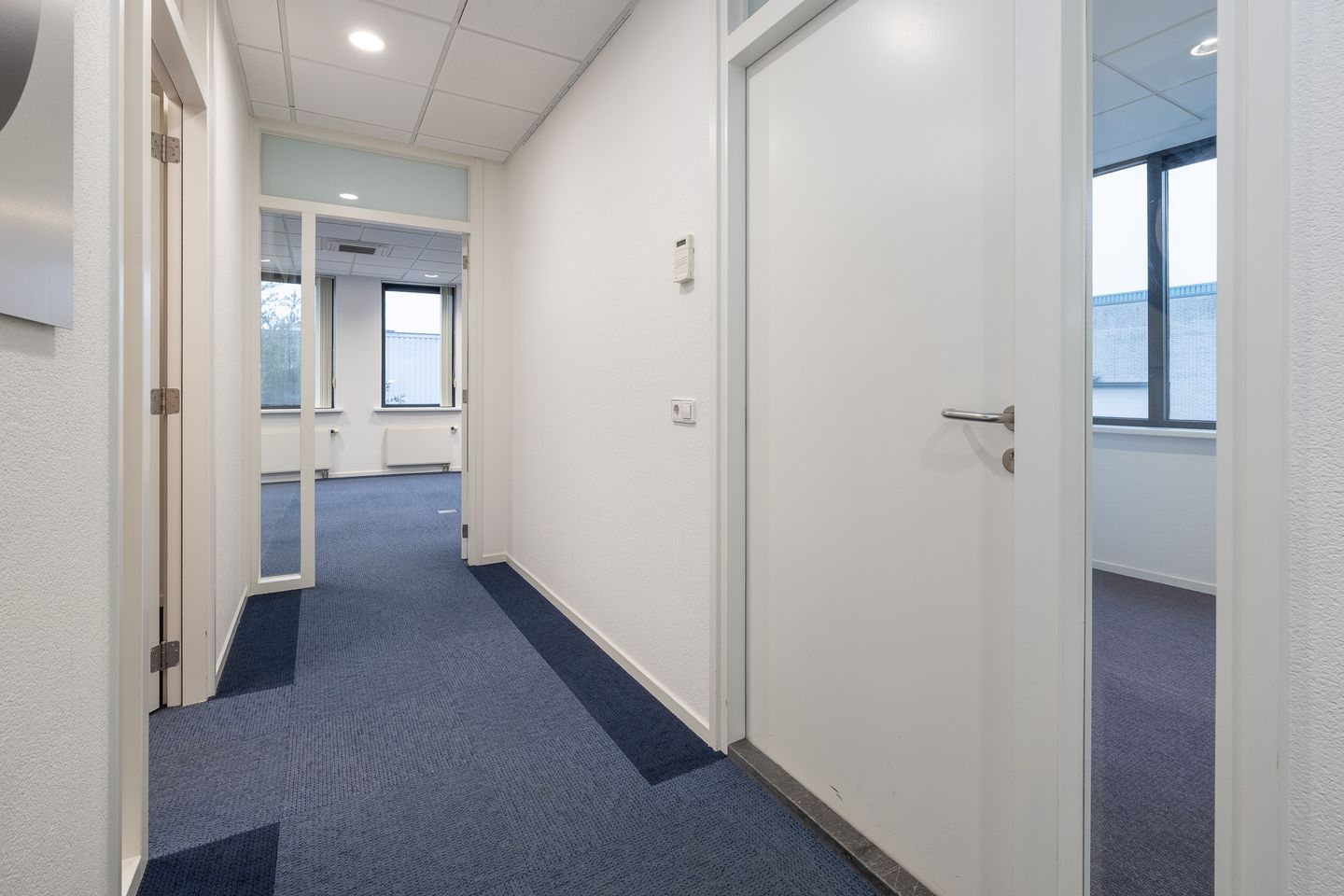 Bekijk foto 4 van Veemweg 9