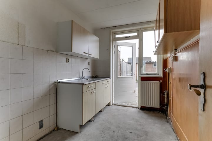 Foto 8 van Van Roozendaalstraat 14