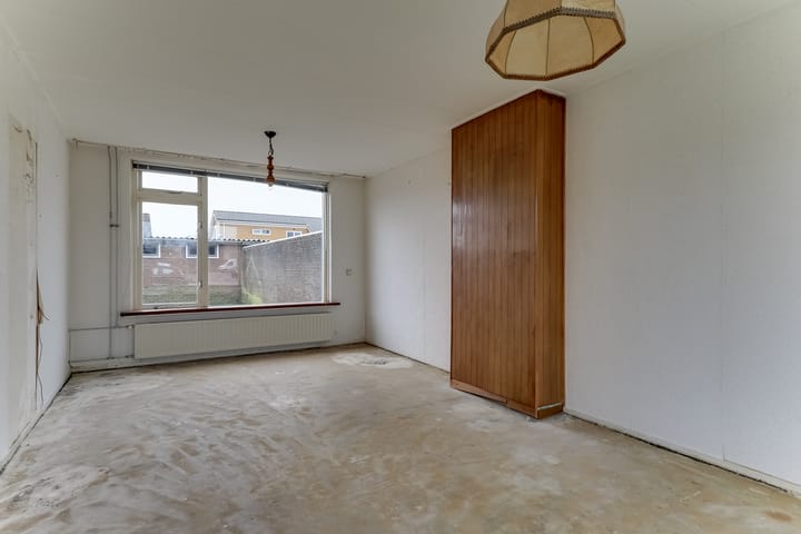 Foto 11 van Van Roozendaalstraat 14