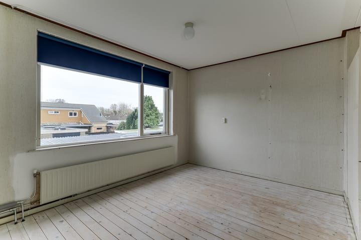 Foto 22 van Van Roozendaalstraat 14