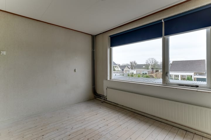 Foto 23 van Van Roozendaalstraat 14