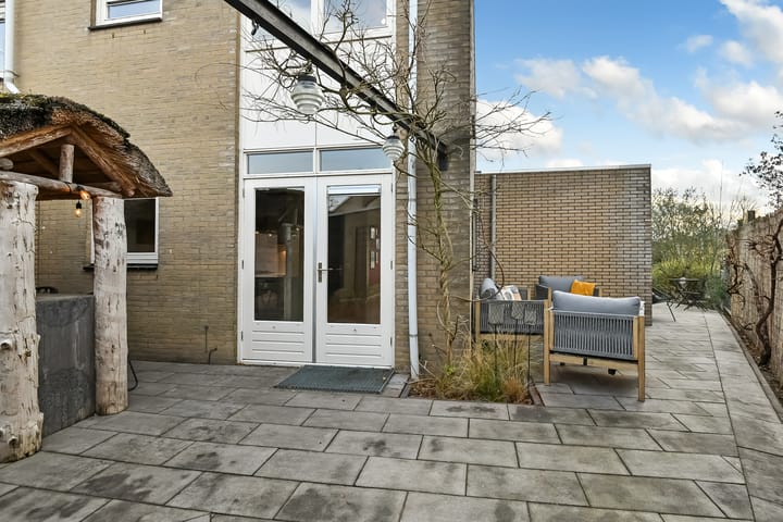 Photo 42 of Peregaard 16