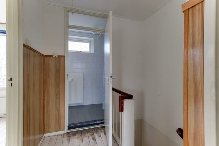 Foto 29 van Van Roozendaalstraat 14