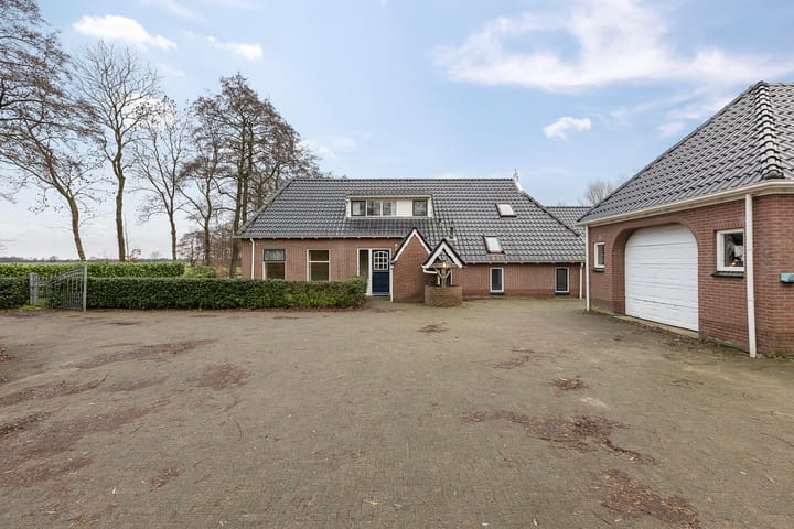 Foto 50 van Bombay 6