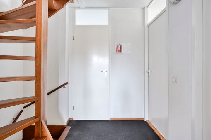 Photo 15 of Vechtensteinlaan 69