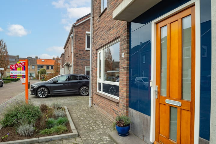 Foto 6 van P.A. van Deldenstraat 194