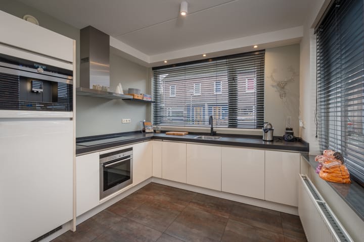 Foto 14 van P.A. van Deldenstraat 194