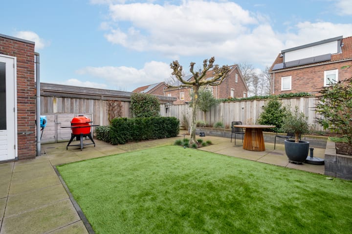 Foto 24 van P.A. van Deldenstraat 194