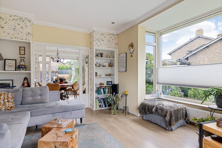 Photo 4 of Lege Leane 6