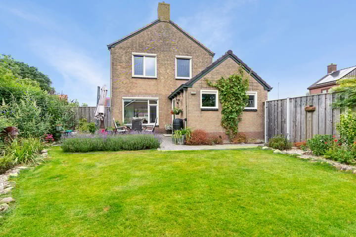 Photo 3 of Lege Leane 6