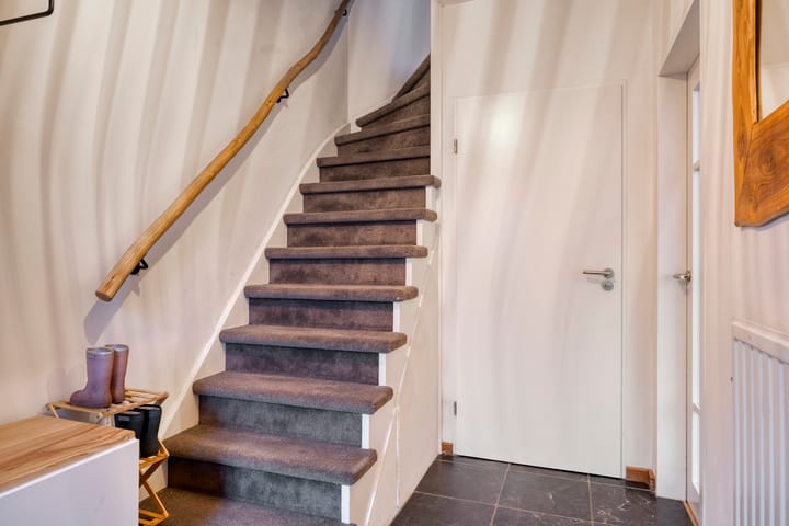 Foto 6 van Busweg 55