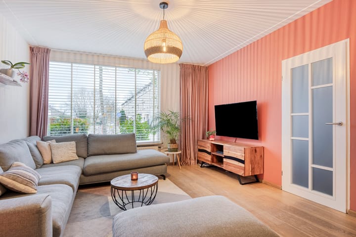 Foto 10 van Busweg 55