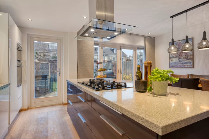 Foto 19 van Busweg 55