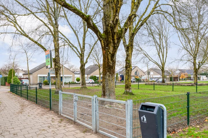 Foto 53 van Busweg 55