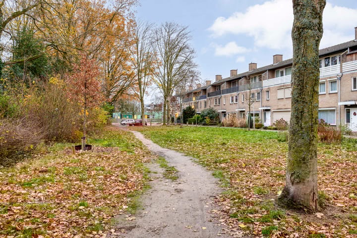 Foto 55 van Busweg 55