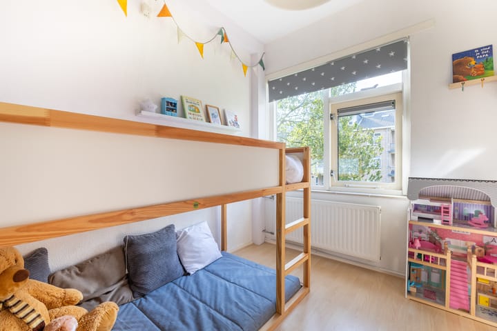 Photo 13 of Van der Doesstraat 3