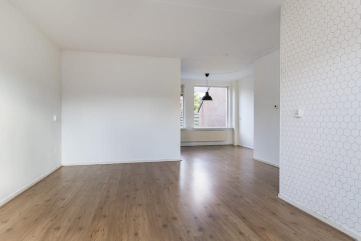 Photo 4 of Batinge 129