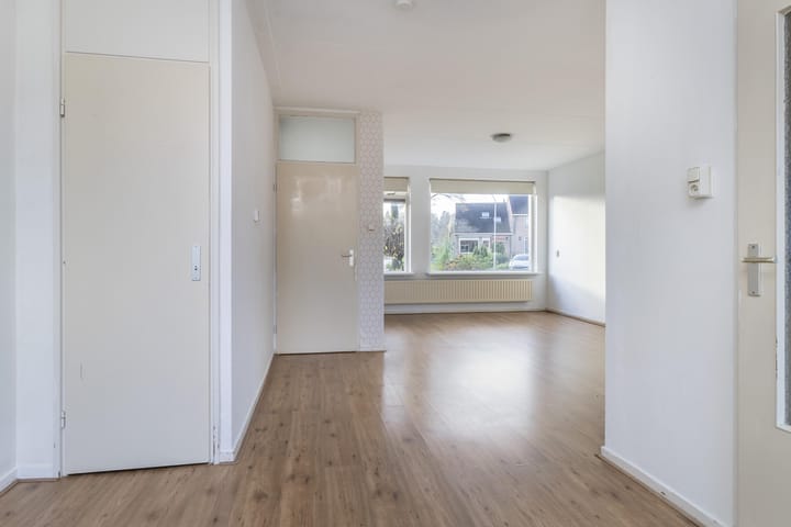 Photo 5 of Batinge 129