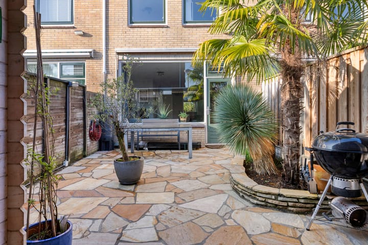 Foto 16 van Berkendreef 9