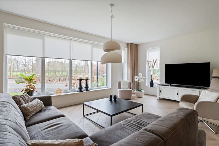 Foto 9 van Stationsweg 11-B1