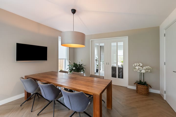 Foto 18 van Stationsweg 11-B1