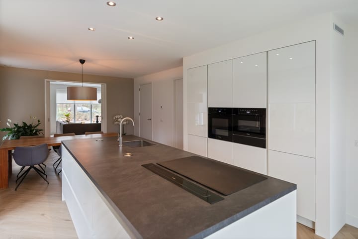 Foto 20 van Stationsweg 11-B1