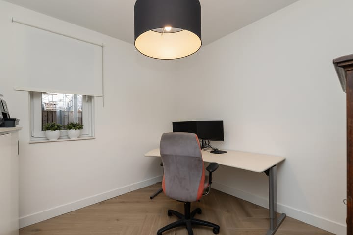 Foto 21 van Stationsweg 11-B1