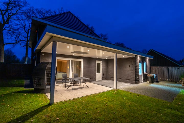 Foto 44 van Stationsweg 11-B1