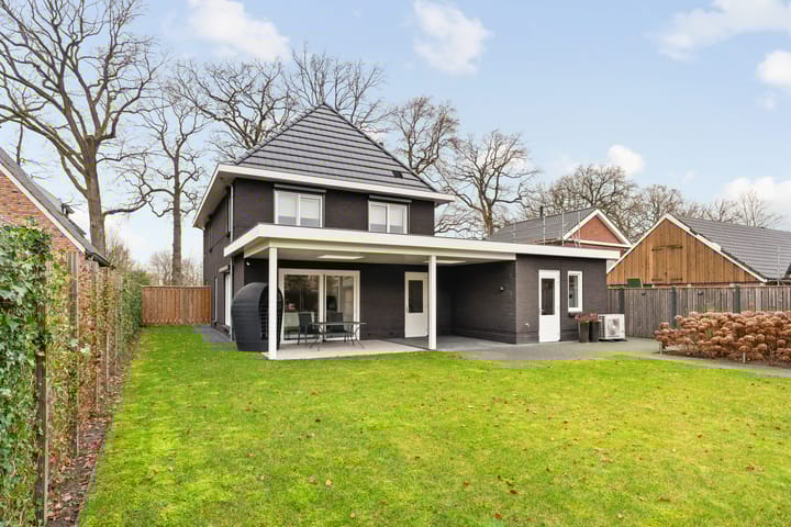 Foto 45 van Stationsweg 11-B1